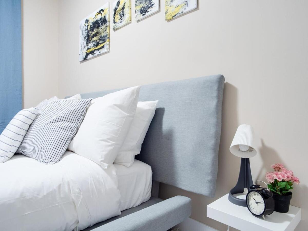 Gorgeous 2Br Condo W Parking Patio Coffee! Calgary Zewnętrze zdjęcie